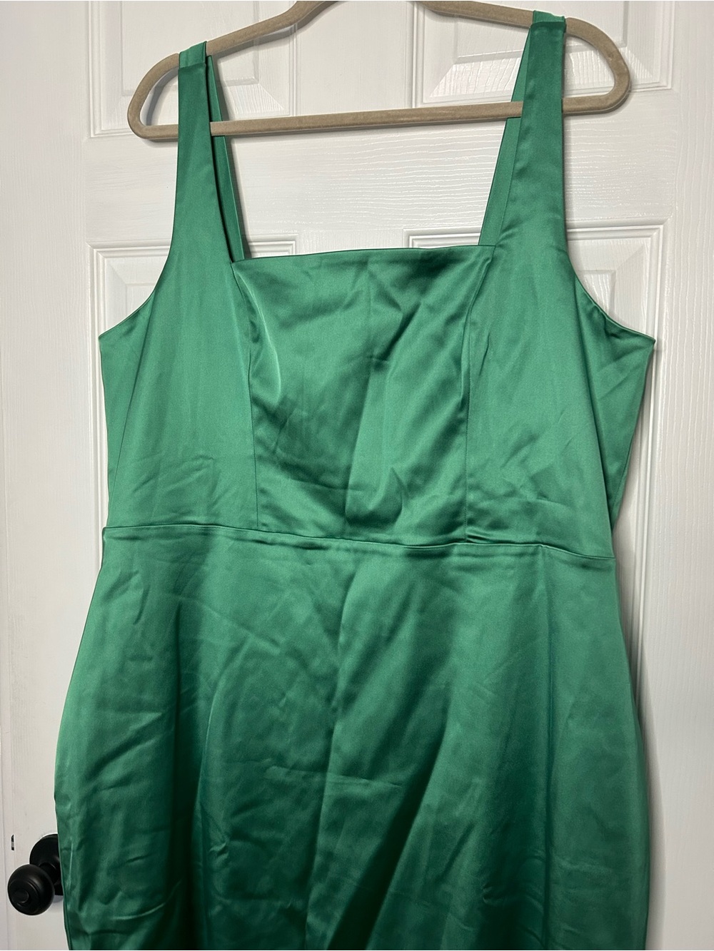 Abercrombie & Fitch Sculpting Stretch Satin Midi Dress - Picture 5 of 13
